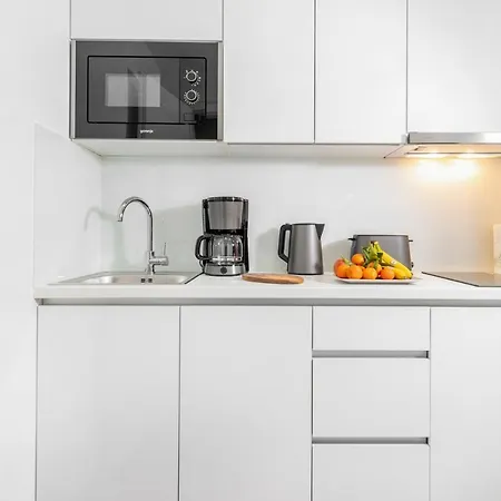 Feel Like An Emperor