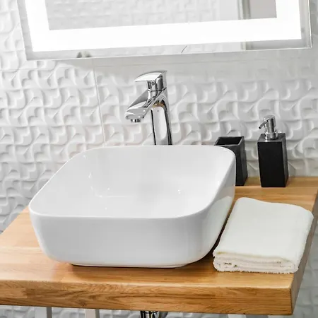 Apartment Feel Like An Emperor