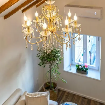 Feel Like An Emperor