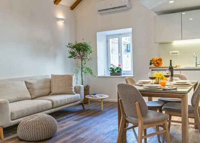 Feel Like An Emperor *