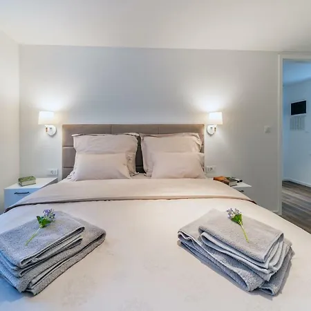 Appartement Feel Like An Emperor Split